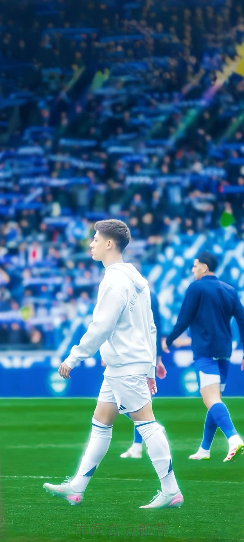 马卡报：美国气温太高 皇马球员训练时抹防晒霜